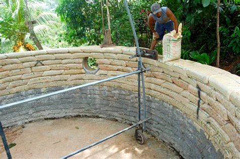 Earthships Google Search Earthship Natural Building Earth Bag Homes