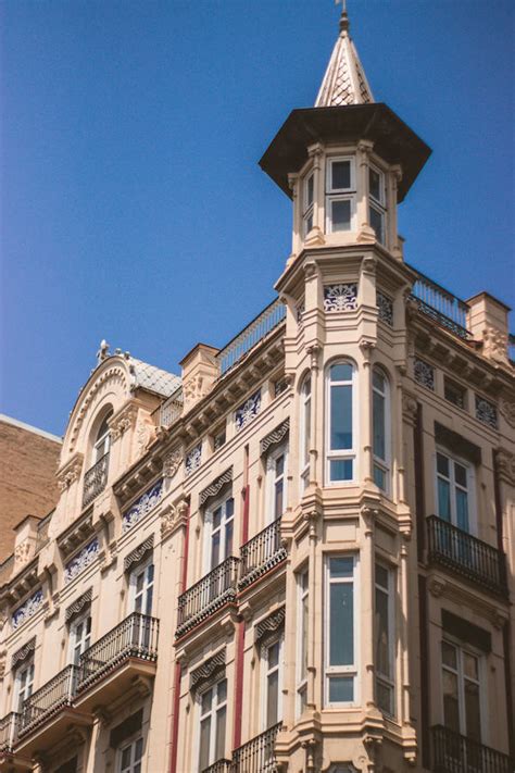 Fotos Las Torres Que Adornan Los Edificios De Valencia Las Provincias