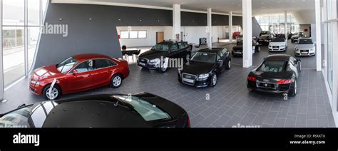 Audi car dealership Stock Photo - Alamy