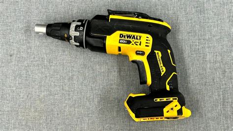 DeWALT DCF630 20 V MAX XR Brushless Drywall Screw Gun Tool Only Free