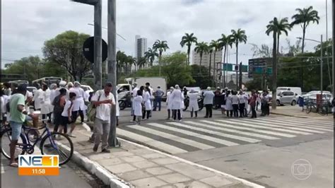 Protesto Na Avenida Agamenon Magalh Es Complica Tr Nsito No Recife