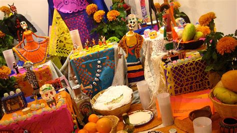 ¿qué Debe Llevar Un Altar De Muertos