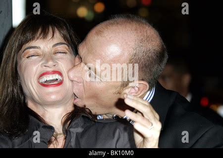 AMANDA PAYS & CORBIN BERNSEN KISS KISS BANG BANG. PREMIER CHINESE ...