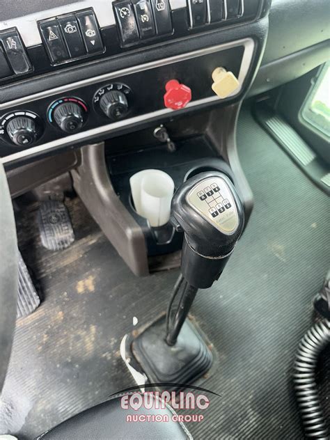 2013 Kenworth T660 Manual 7