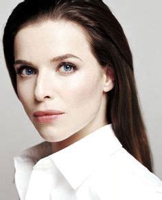 Hot Sexy Thekla Reuten Bikini Pics