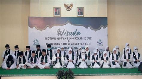 Wisuda Khotmul Qur An Rq At Taisir Youtube