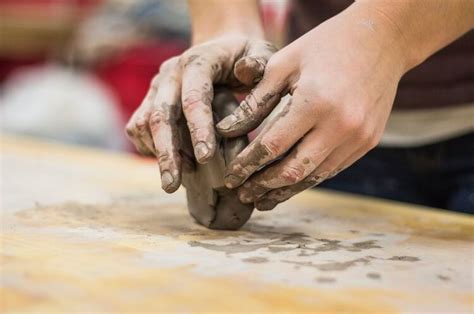 Alat Alat Membuat Seni Patung Dan Teknik Berkarya Seni Patung Adjar