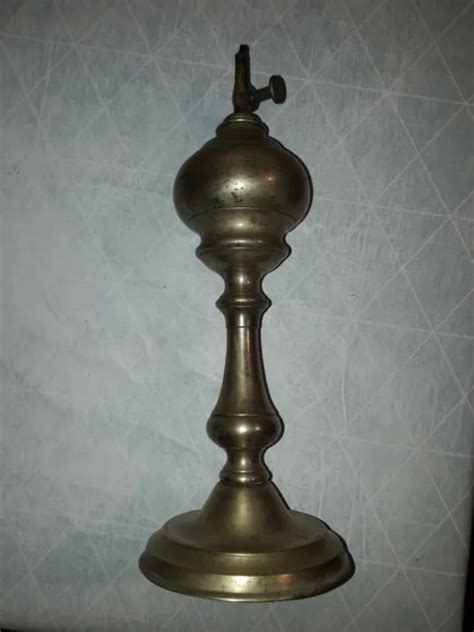 Ancienne Lampe A Huile En Bronze Ou Laiton Eur Picclick Fr