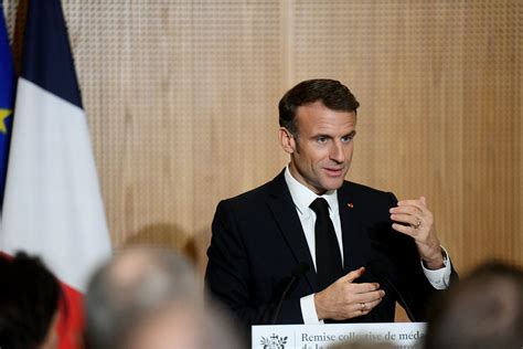 La Question Du Jour Emmanuel Macron A T Il Raison De Dissoudre L