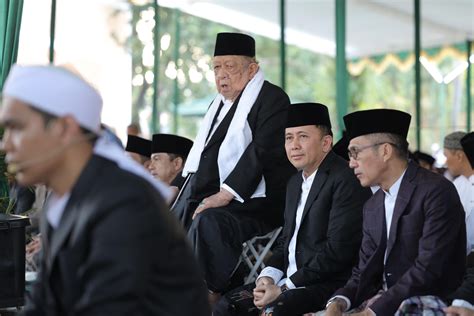 Pj Gubernur A Fatoni Tunaikan Ibadah Sholat Idul Adha H Di