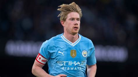 Man City vs. West Ham lineups, starting 11, team news: Kevin De Bruyne ...