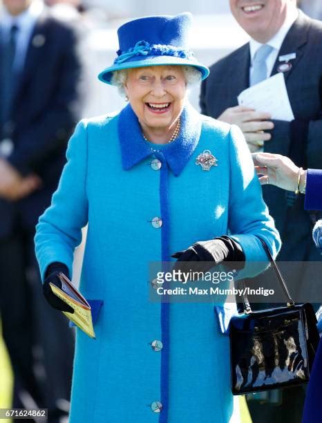 Queen Elizabeth Ii Celebrates Her Birthday Photos Et Images De Collection Getty Images