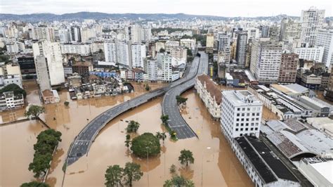 Desastre Natural Ascienden A 76 Las Víctimas Por Las Inundaciones En