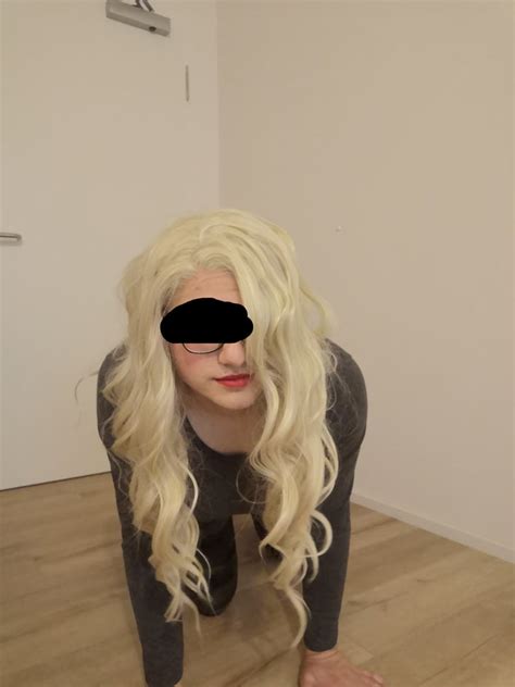 Blonde In Camo Leggins 21 Pics XHamster