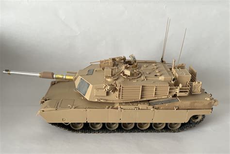 M1A1 USMC Abrams Meng 1 32