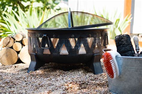 How To Clean A Fire Pit