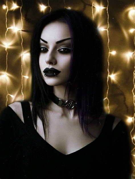 Pin By Beth On Goth Goth Beauty Gothic Beauty Goth Model