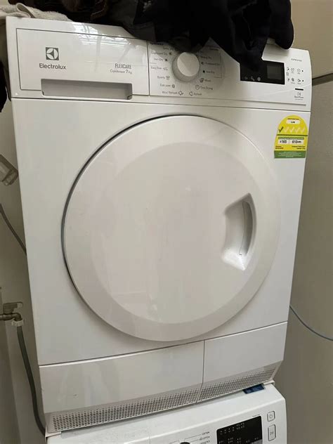 One Washing Machine And One Dryer Only 300 Sgd Tv And Home Appliances