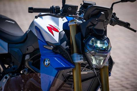 Naked da BMW é oferecida no Brasil desconto R mil