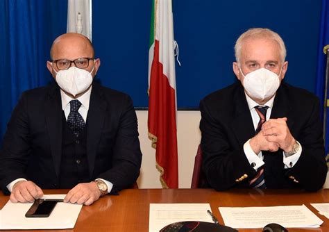 Capodanno Macerata Stop Alle Feste In Piazza Rischio Assembramenti