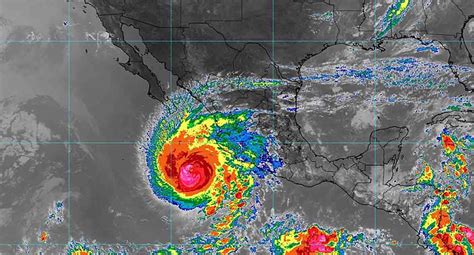 Hurac N Norma Se Intensifica A Categor A Frente A Costas De M Xico