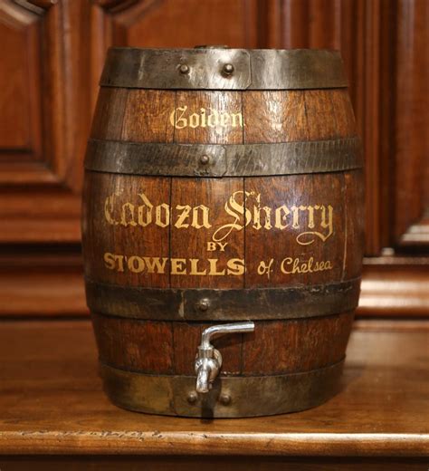 Early 20th Century English Carved Oak and Metal Cream Sherry Barrel at ...