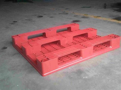 China Customized Durable Steel Reinforced Plastic Pallets Four Way