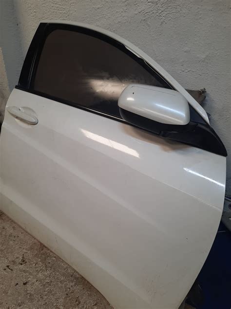 Puerta Delantera Derecha Honda Hrv Leer Descrip Autopartes