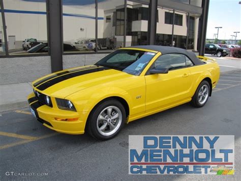 2006 Screaming Yellow Ford Mustang Gt Premium Convertible 51134473 Car Color