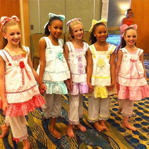 Dance Moms Rare Pics Dance Moms Group Dances Dance Moms Pictures