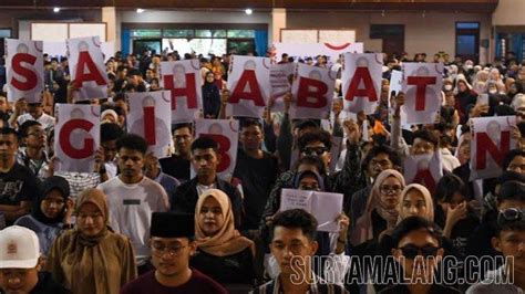 Puja Puji Untuk Gibran Dari Segolongan Orang Di Malang Katanya