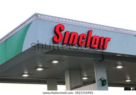 Sinclair Gas Station: Over 191 Royalty-Free Licensable Stock Photos | Shutterstock