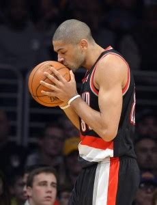 Blazer Rookies Sing Happy Birthday To Nicolas Batum In French