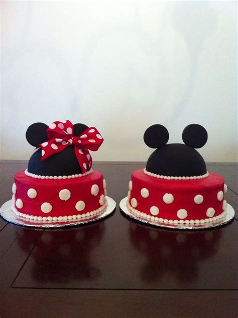 Pin By Sally Bahler On Cakes And Cupcakes Mickey And Minnie Cake