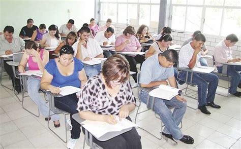 Entrega Gobierno De Yucatán Estímulos A Maestros Destacados En