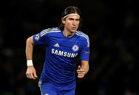 Ex-Chelsea defender Filipe Luis reveals struggles with alcohol abuse