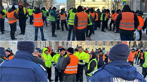 Protest al șoferilor de tir ucraineni care au rămas blocați în România