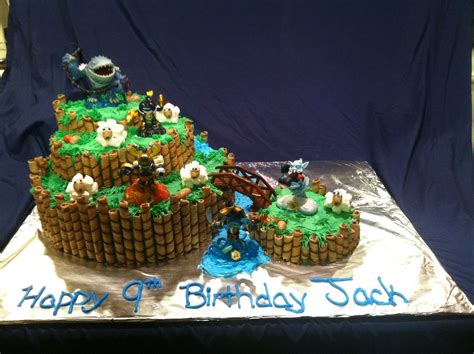 Pin By Kevin Hoyle On My Cake Creations Skylanders Cake Skylanders