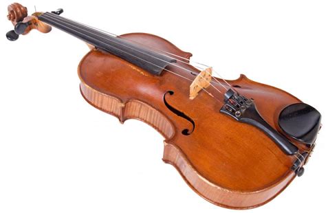 What Is the Range of a Viola? (with picture)