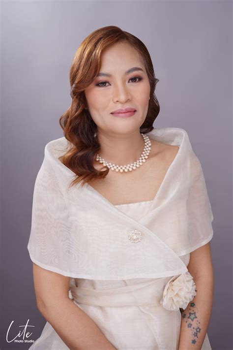 Creative Profile Portraits In 2024 Portrait Filipiniana Women