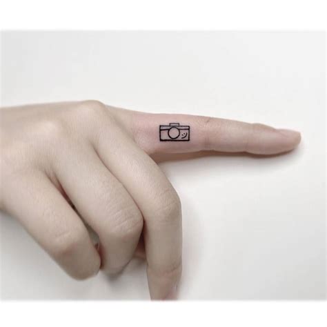 Discover more than 74 camera tattoo on finger best - in.cdgdbentre