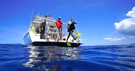 Advantages Of Boat Diving In Cura Ao With Ocean Encounters