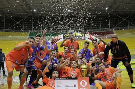 Em jogo de duas viradas Wimpro vence o Mogi Futsal na prorrogação e é