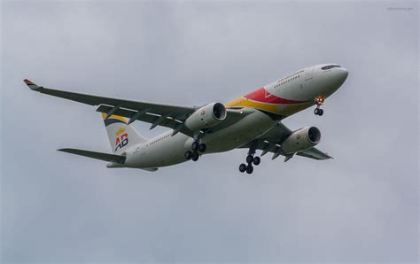 Air Belgium Oe Lcl Airpictures Gpe Flickr