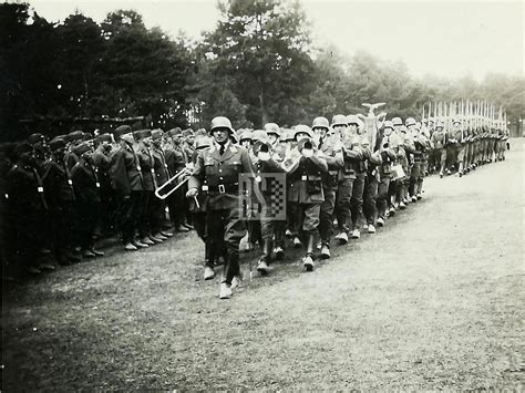 german parade photo - Rocksteady Militaria