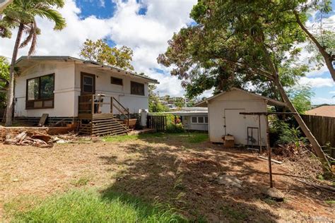 99 821 Halawa Heights Rd Aiea Hi 96701 Mls 202220627 Coldwell Banker