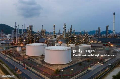 2697 Saudi Arabia Oil Production Stock Photos High Res Pictures And