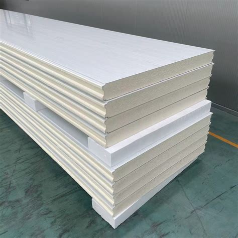 PUR PIR Polyurethane Roof And Wall Sandwich Panel High Density