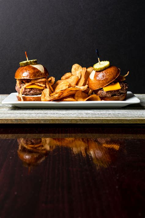 Hamburger Sliders | Hamburger sliders, Yummy appetizers, Food