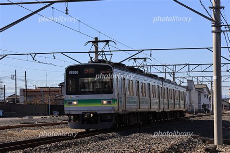 秩父鉄道行田市駅に到着した秩父鉄道の電車 写真素材 6629051 フォトライブラリー Photolibrary